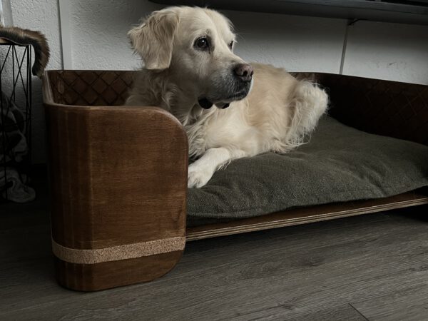 Houten hondenmand Pineo
